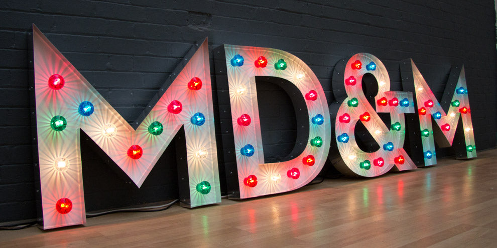 circus style light letters