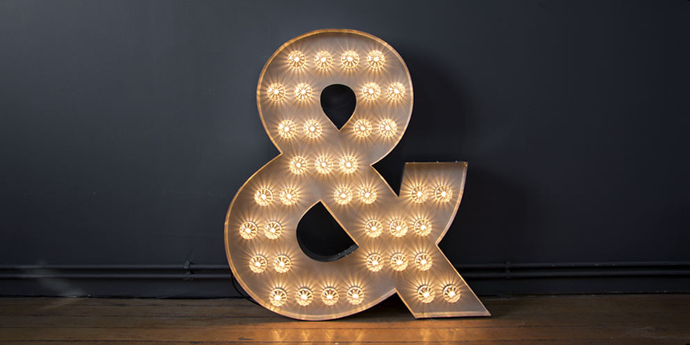 Light up Ampersand