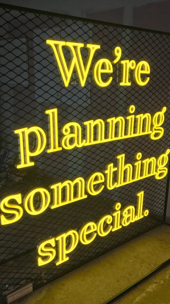 Yellow LED Neon on wire mesh