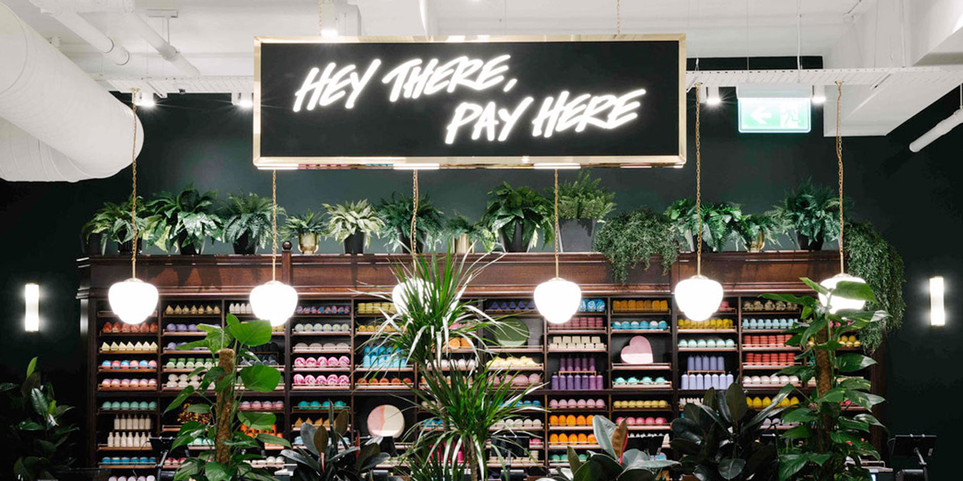 Lush - Sign Installation London | Goodwin & Goodwin