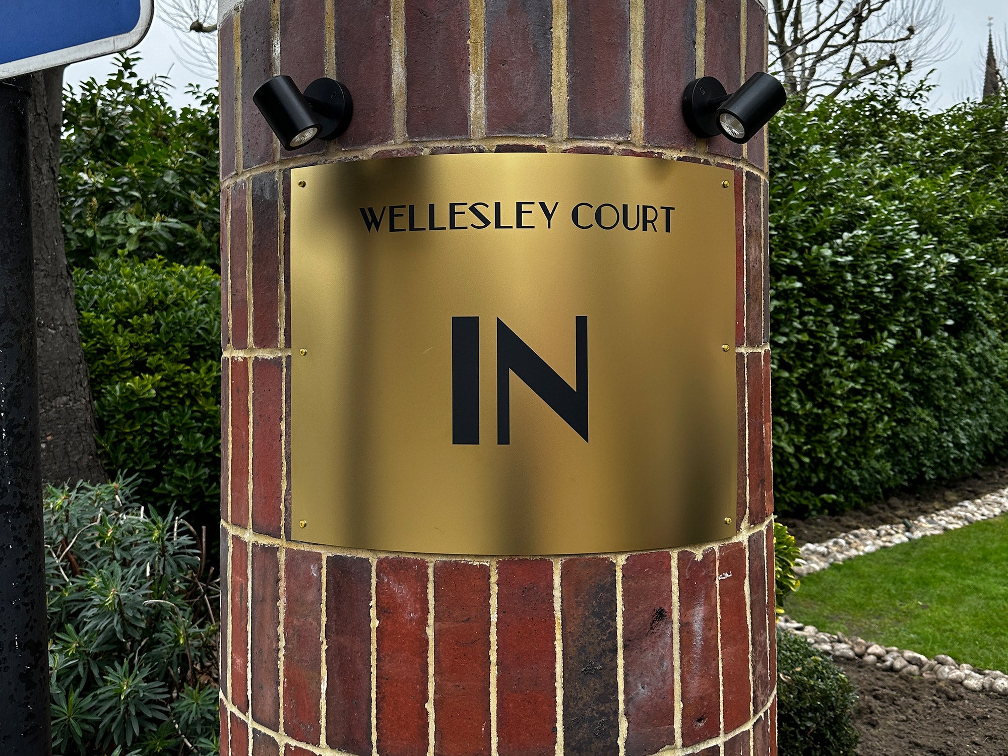 Signage for Wellesley Court, Maida Vale, London. - London Sign Project by Goodwin & Goodwin