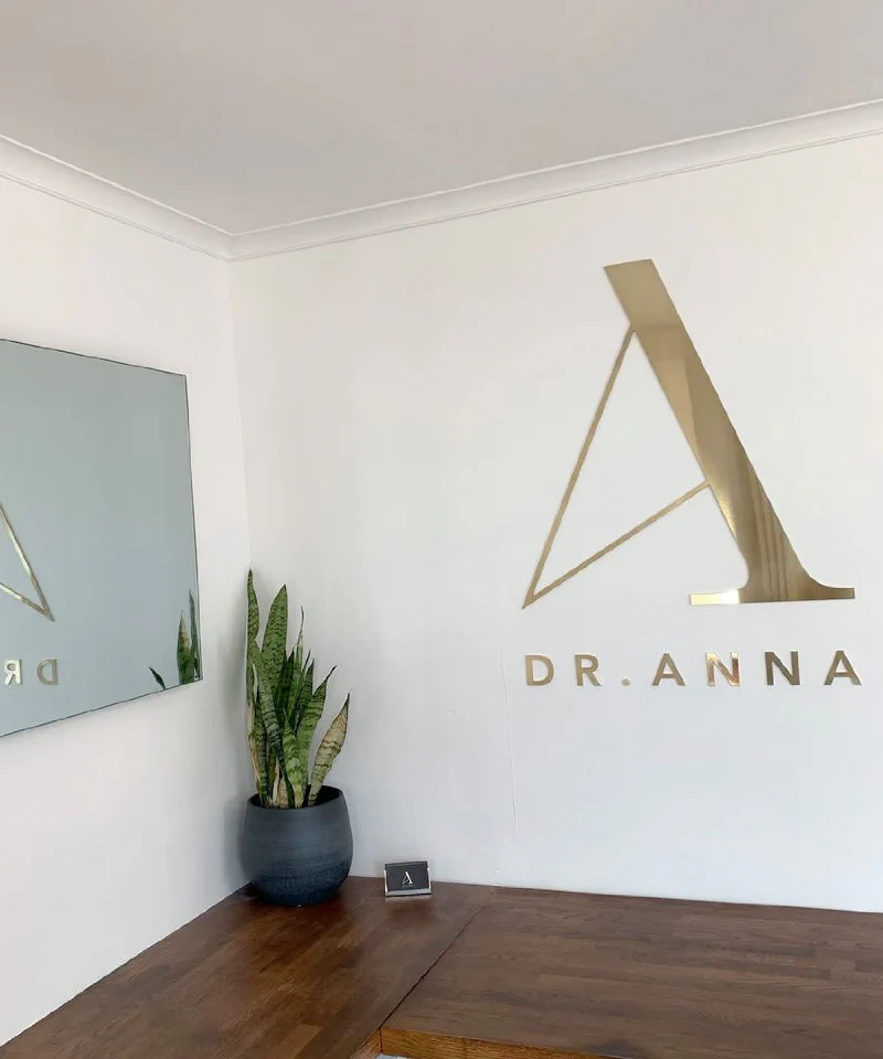 Anna - Brass logo – Brass Signs by Goodwin & Goodwin, London