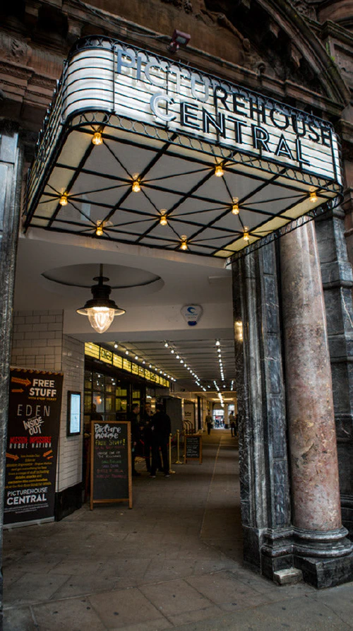 images/1goodwin_picture_house_canopy_day_tall.jpg | London Sign Gallery | Goodwin & Goodwin images/1goodwin_picture_house_canopy_day_tall.jpg London - Bespoke Signs by Goodwin & Goodwin