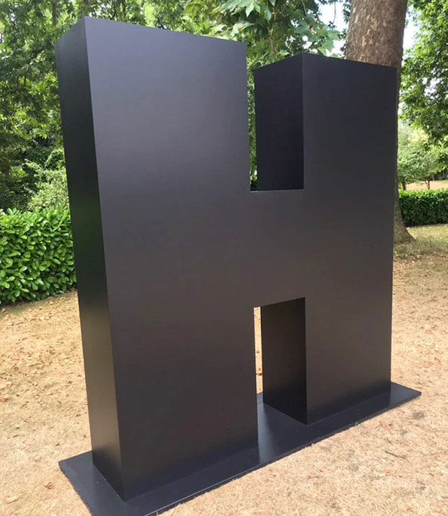 7ft Giant Letter H 7ft Giant Letter H – Giant Letters by Goodwin & Goodwin, London