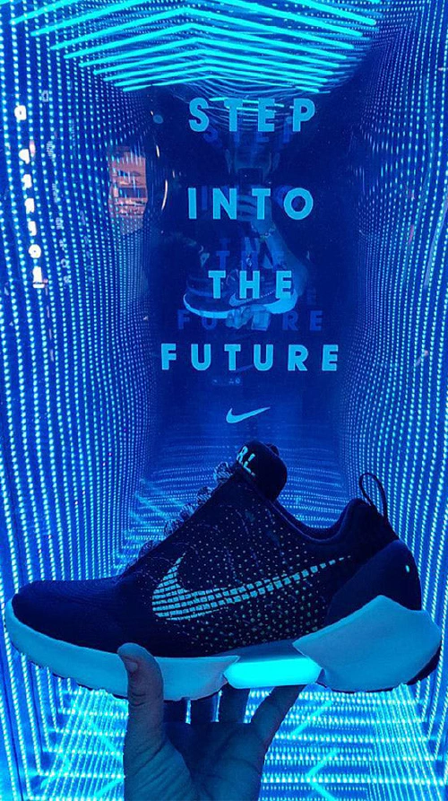 images/t_nike_infinity_mirror.jpg London - Bespoke Signs by Goodwin & Goodwin
