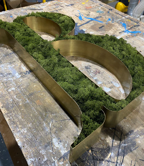 images/brass_moss_sign_sq.jpg London - Bespoke Signs by Goodwin & Goodwin