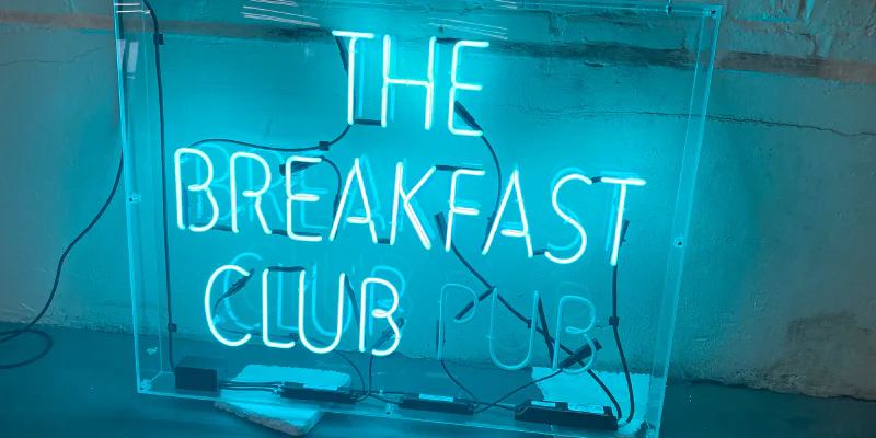 Breakfast Club Neon Sign Breakfast Club Neon Sign – Real Glass Neon Signs by Goodwin & Goodwin, London