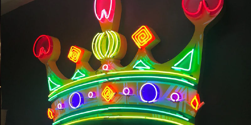 Neon on metal Crown Neon on metal Crown – Real Glass Neon Signs by Goodwin & Goodwin, London